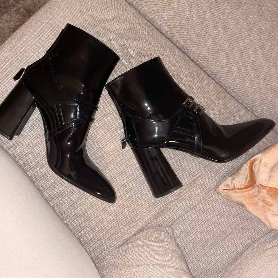Women Shoes Category